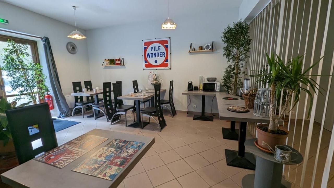 Chambres D'Hotes Les Lits Des Fees Saint-Floret Zewnętrze zdjęcie