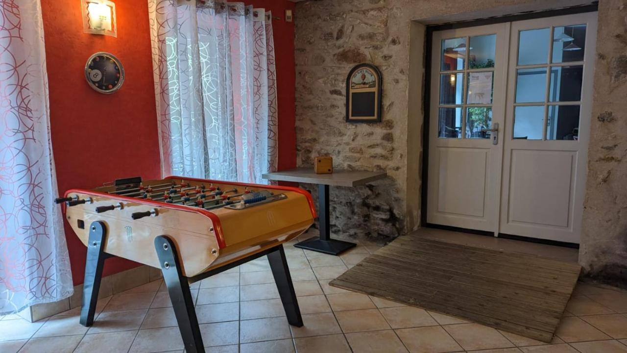 Chambres D'Hotes Les Lits Des Fees Saint-Floret Zewnętrze zdjęcie